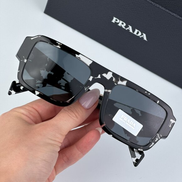 Prada PRA05S 15O70B BRAND NEW Sunglasses Tortoise Black Crystal Grey Square - Picture 1 of 11